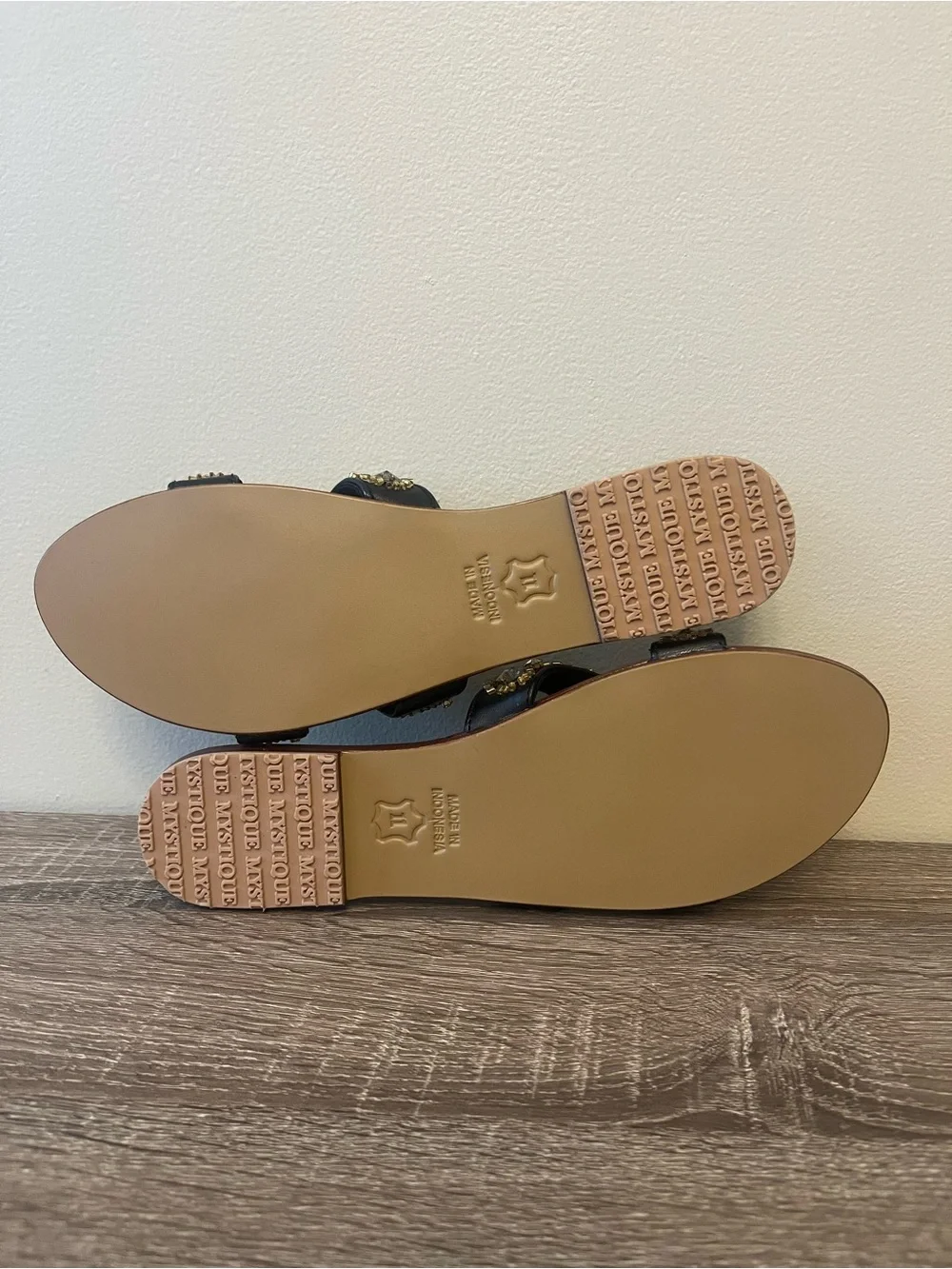 NEW $250 Mystique Ajex Jeweled Slide Sandals Women's Size 11